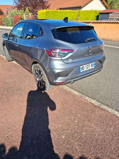 Renault Clio V Clio TCe 90 GSR2 Techno 2024 occasion Pouilly-l&egrave;s-Feurs 42110