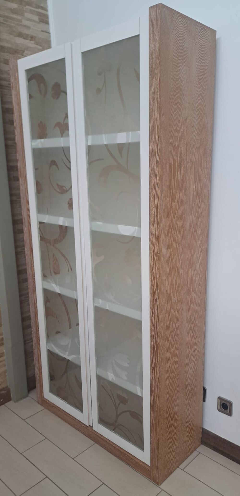 BUFFET VITRE CHENE LAQUE BLANC Meubles