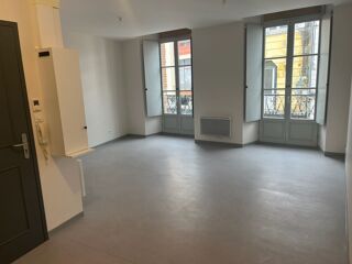  Appartement � louer 2 pi�ces 55 m�