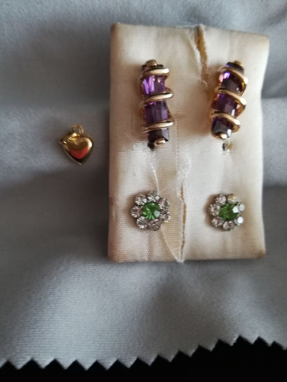 Boucles d'oreilles plaqu&eacute; or Bijoux et montres