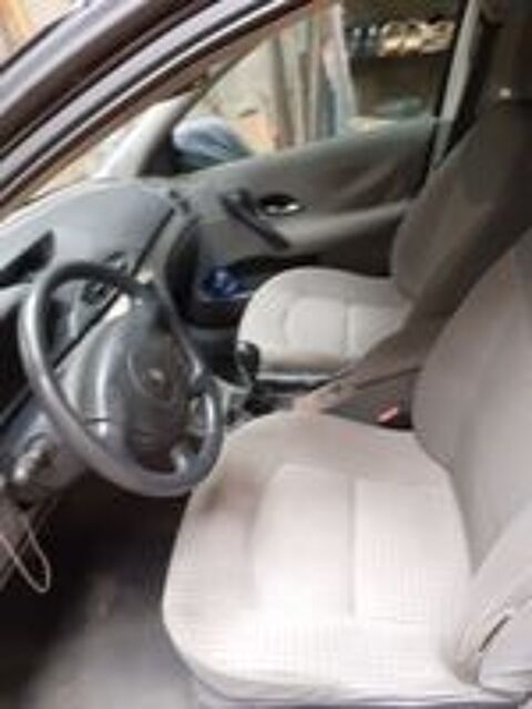 Laguna II Laguna Evolution 1.9 dCi 120 Cabasse-Tronic 2003 occasion 35550 Sixt-sur-Aff