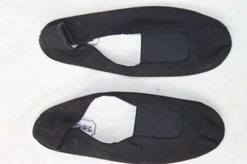 Chaussure en toile  1 Montigny-Lencoup (77)