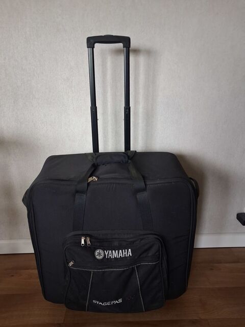 Sonorisation Yamaha stagepass400 ( 2�200watts) 350 Dijon (21)