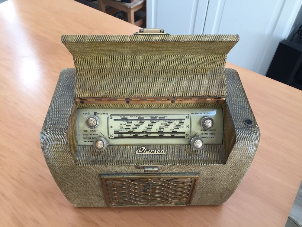 Poste de radio vintage Clarson Audio et hifi