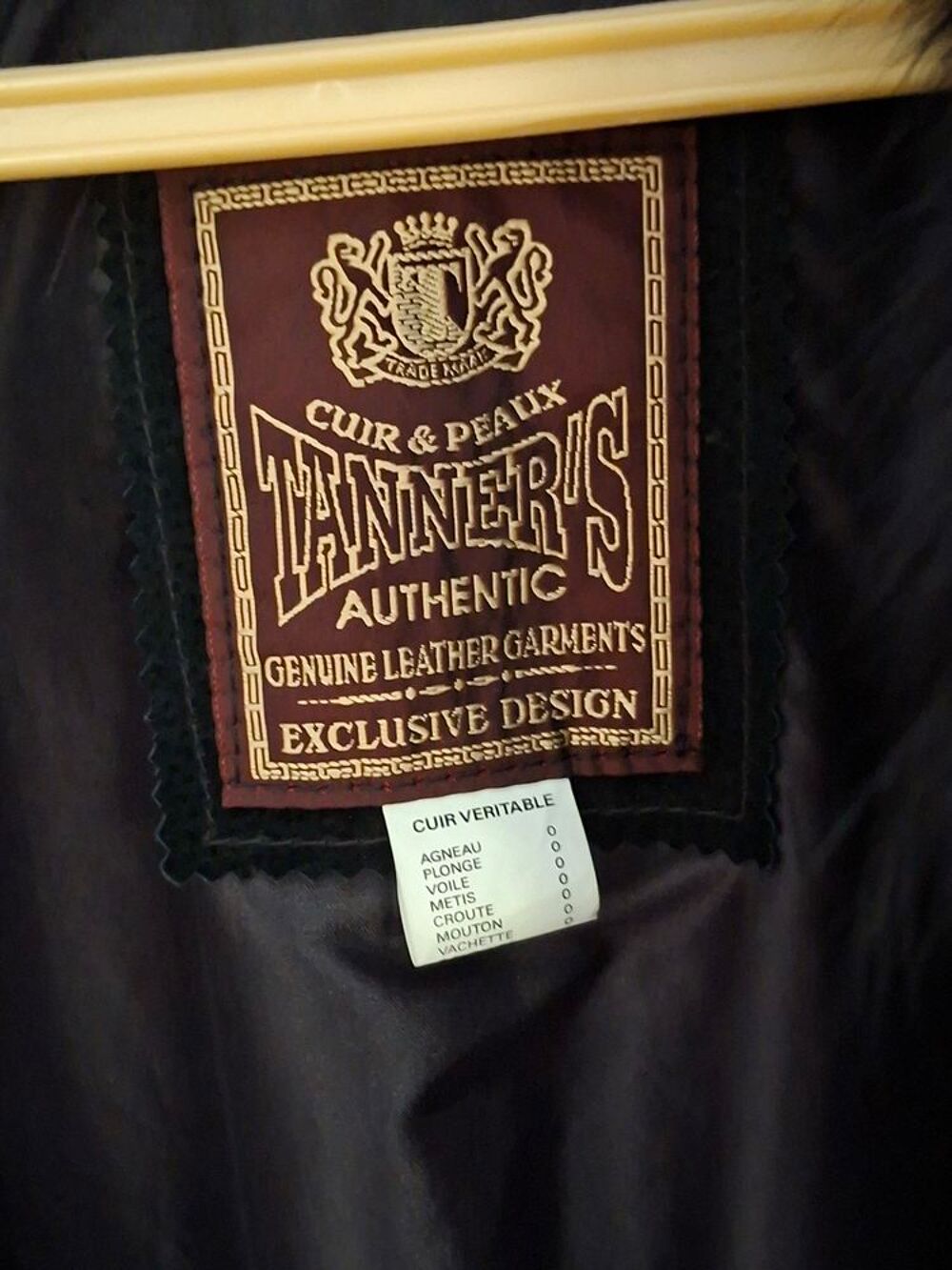Cape cuir v&eacute;ritable Vêtements