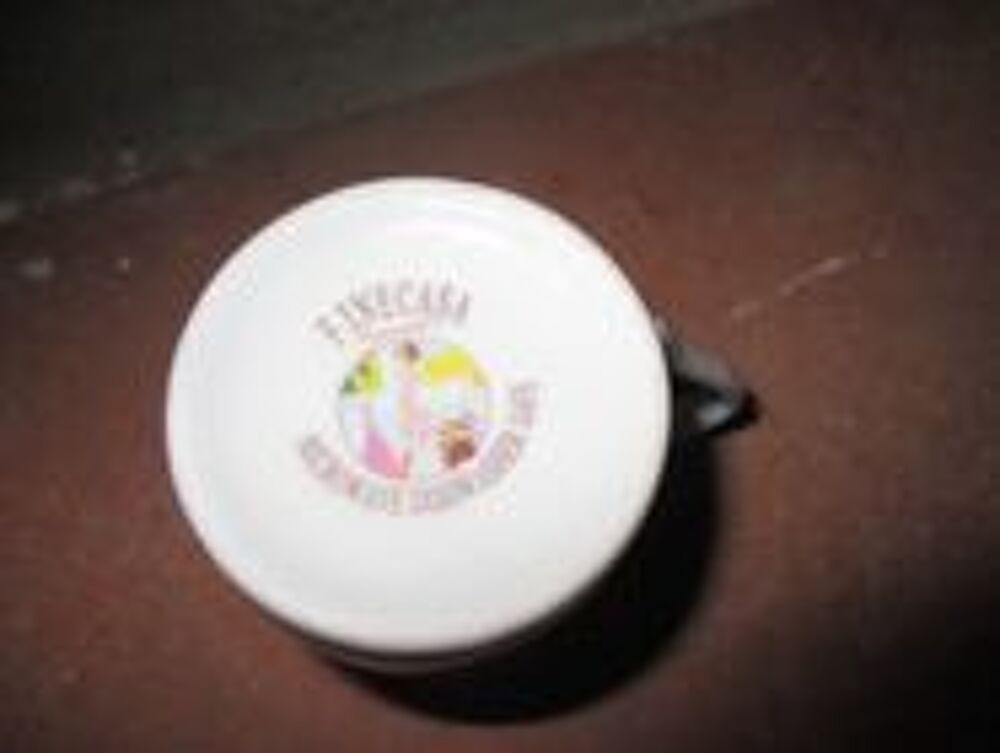 3 tasses finecasa Décoration