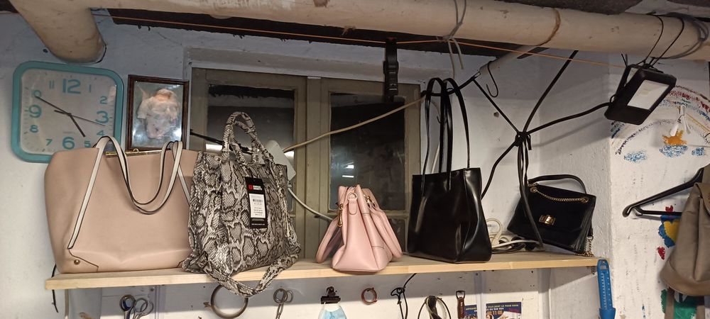 VIDE DRESSING tous les jours &agrave; domicile Vêtements