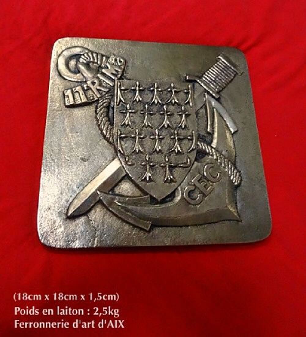 Plaque comm&eacute;morative en laiton Décoration