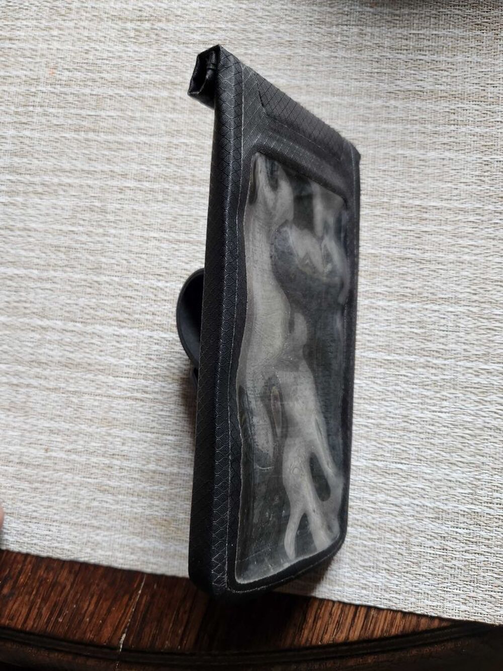 support t&eacute;l&eacute;phone portable attache guidon au prix de 18€ Vélos