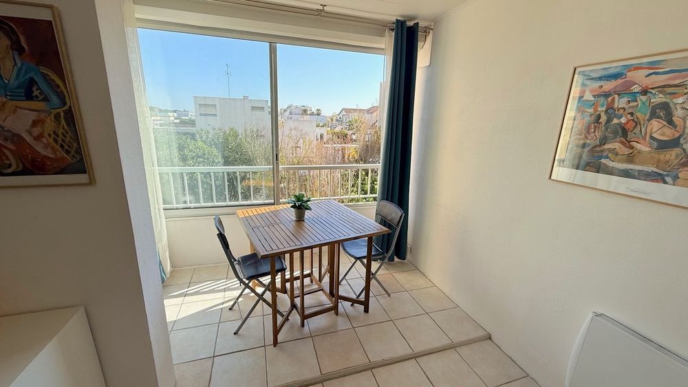 Location Appartement A L'ANNEE studio Meublé à Carnon Mauguio-carnon-plage