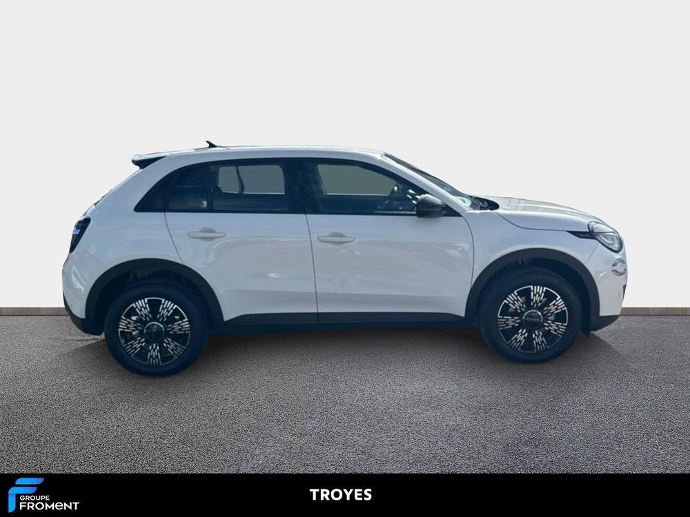 Fiat 600 T-Gen 3 1.2 Hybrid 145ch eDCT6 Pop 2025 occasion 10600 La Chapelle-Saint-Luc
