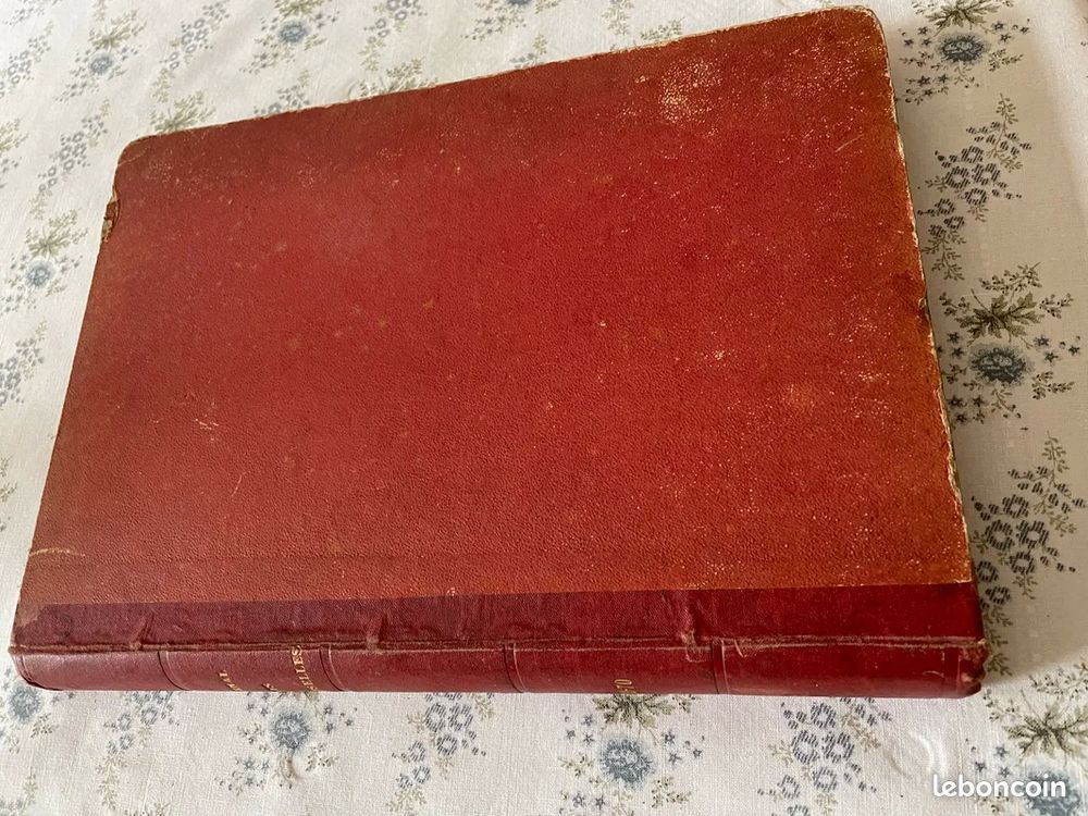 LIVRE ANCIEN DE MODE Livres et BD