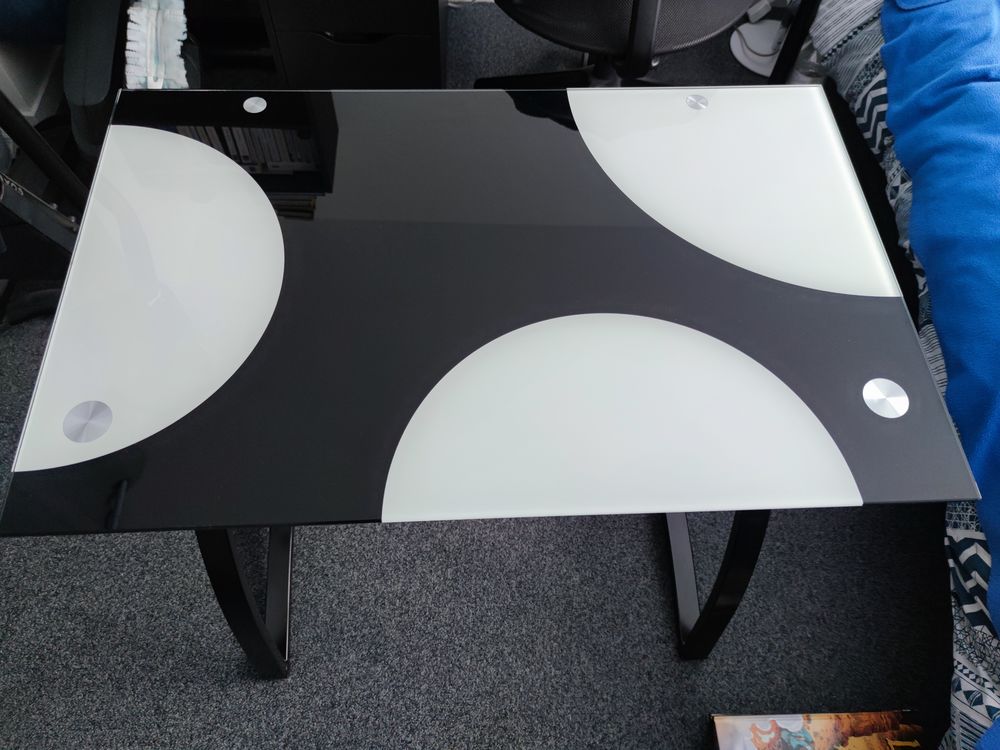 Bureau en verre avec cadre en fer Meubles