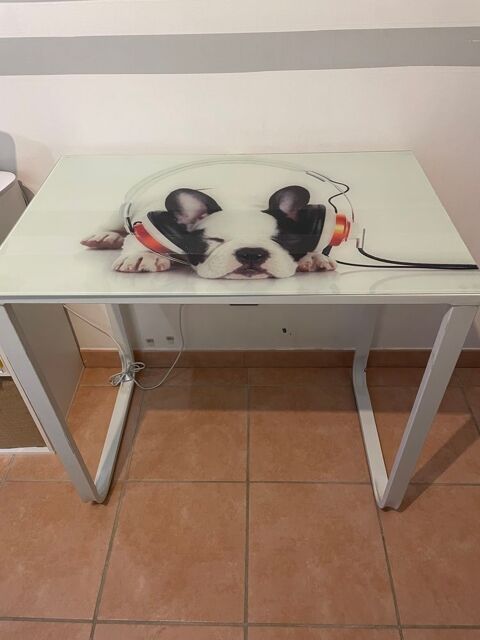 Bureau  15 Saint-Andiol (13)