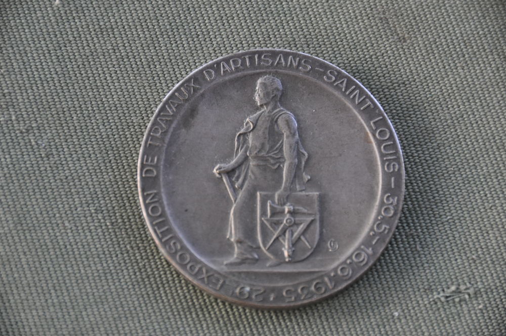 Belle m&eacute;daille bronze argent&eacute;e artisans St Louis 1935 n&deg;21 