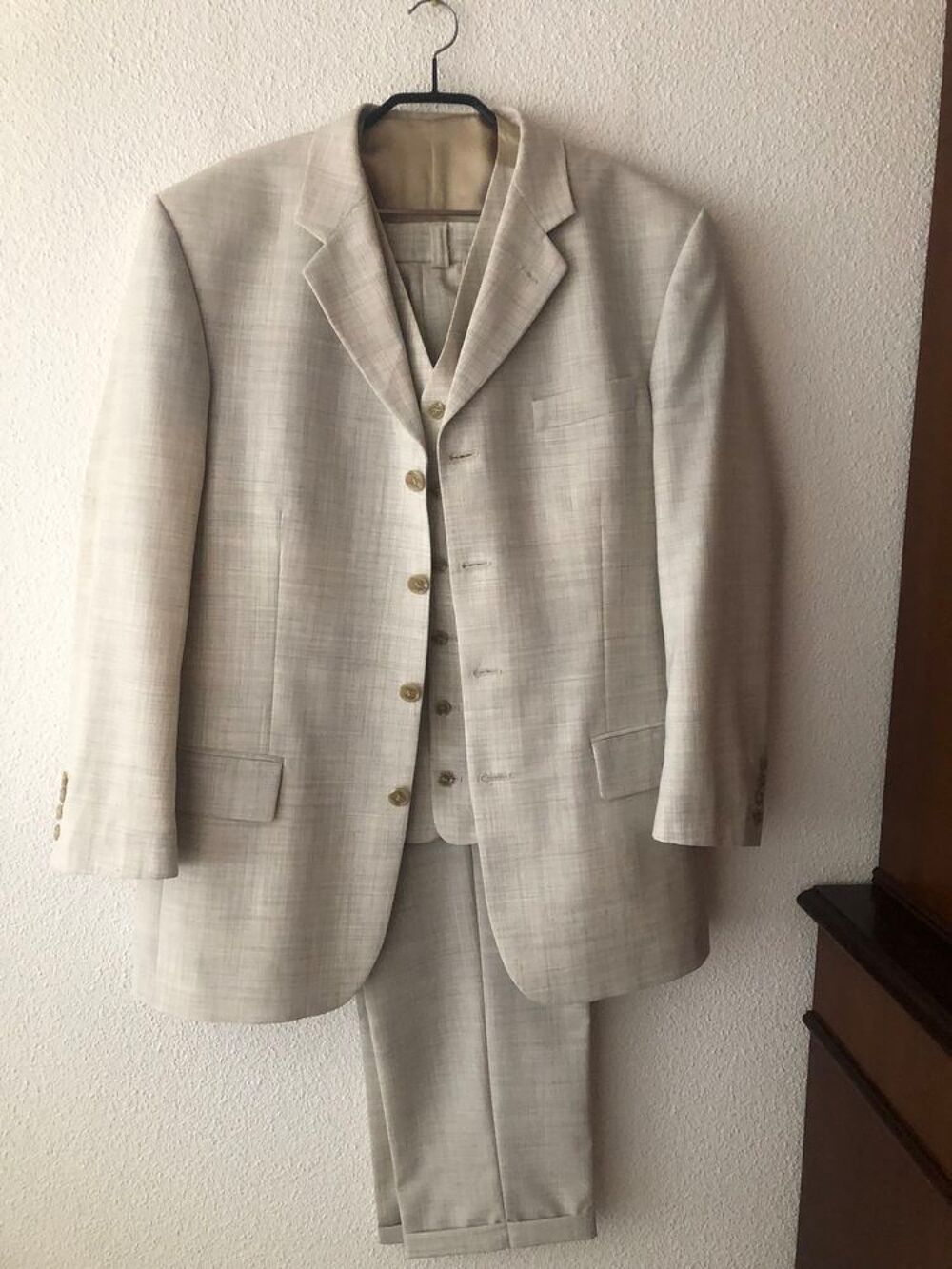 Costume 3 pi&egrave;ces "OLLY GAN" Vêtements