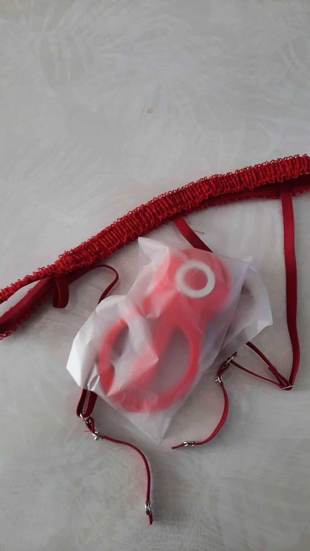 String connect&eacute; Vêtements