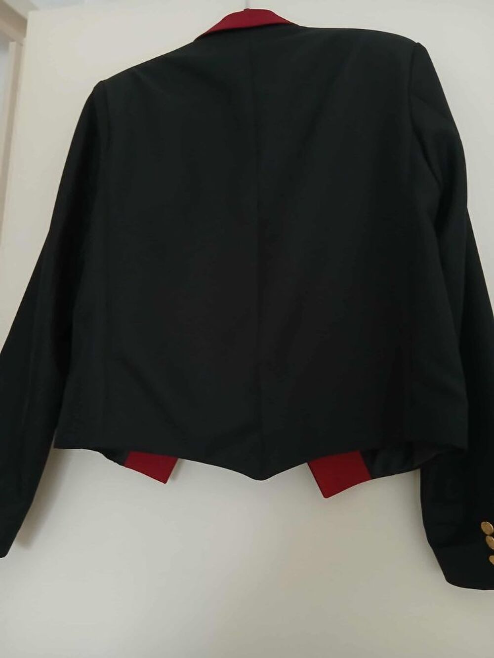  Veste talle 50 spencer neuve noire col rouge N&deg;1423 V�tements