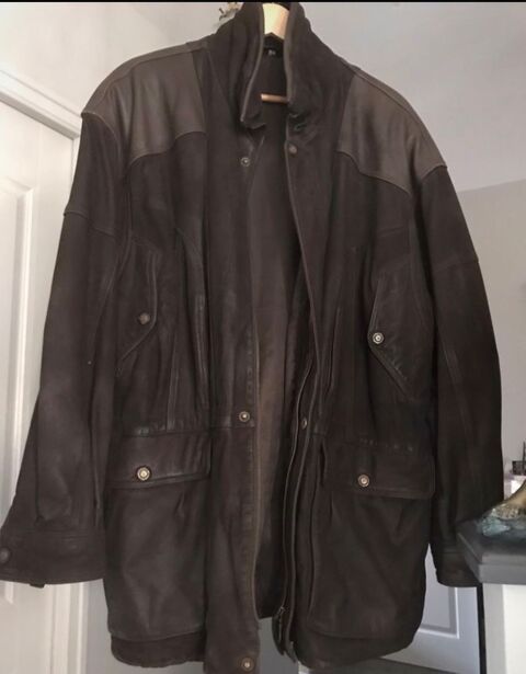 Veste en cuir nubuck marron 60 Brem-sur-Mer (85)