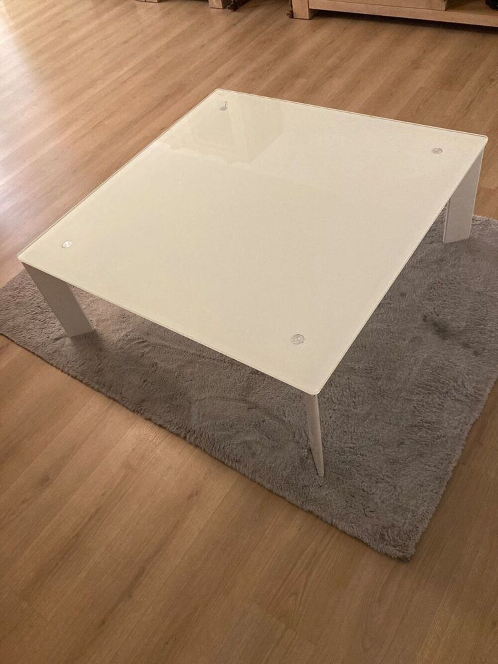 Table basse en verre Meubles