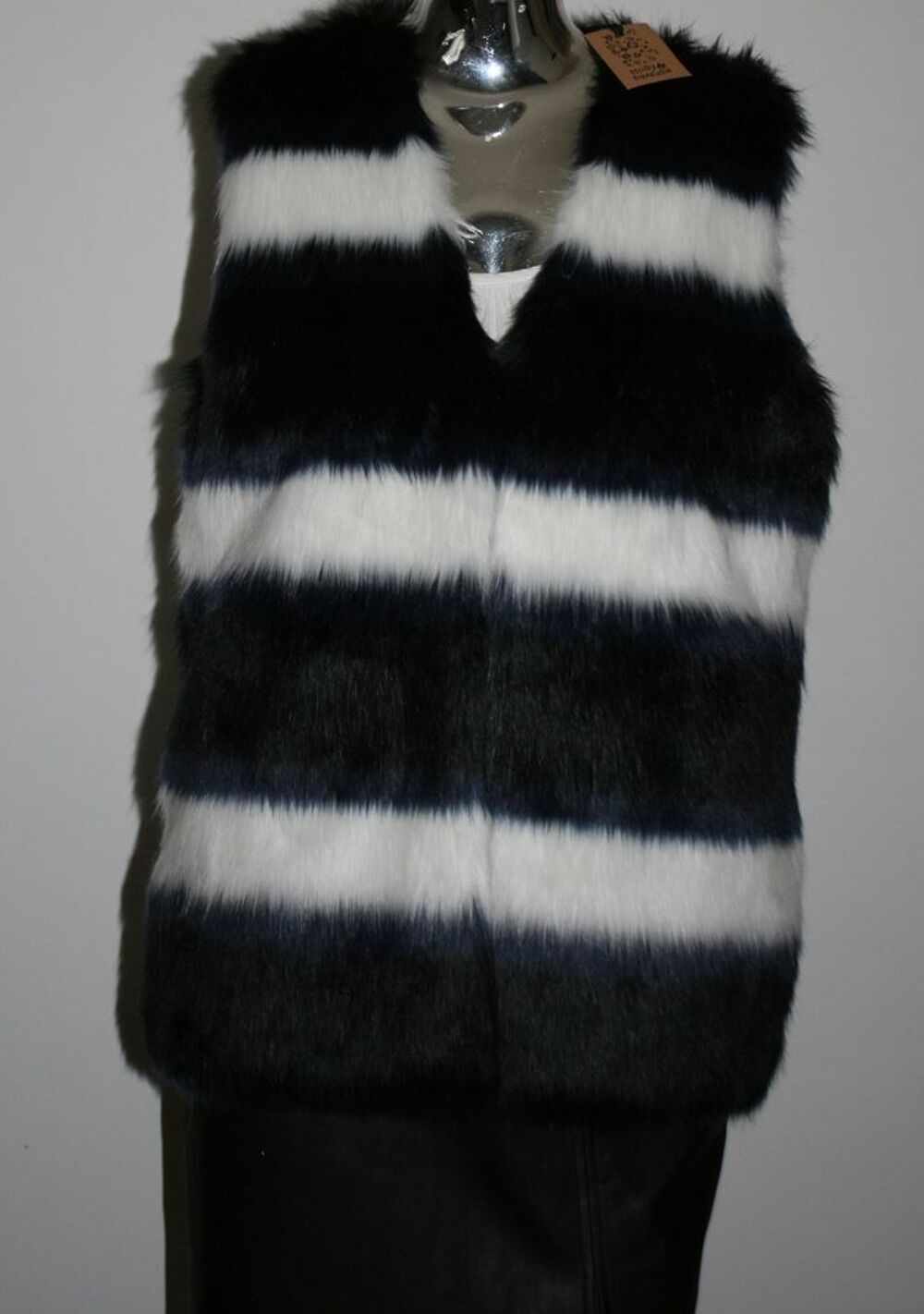Veste gilet sans manche MOLLY BRACKEN taille unique 36/38/40 Vêtements