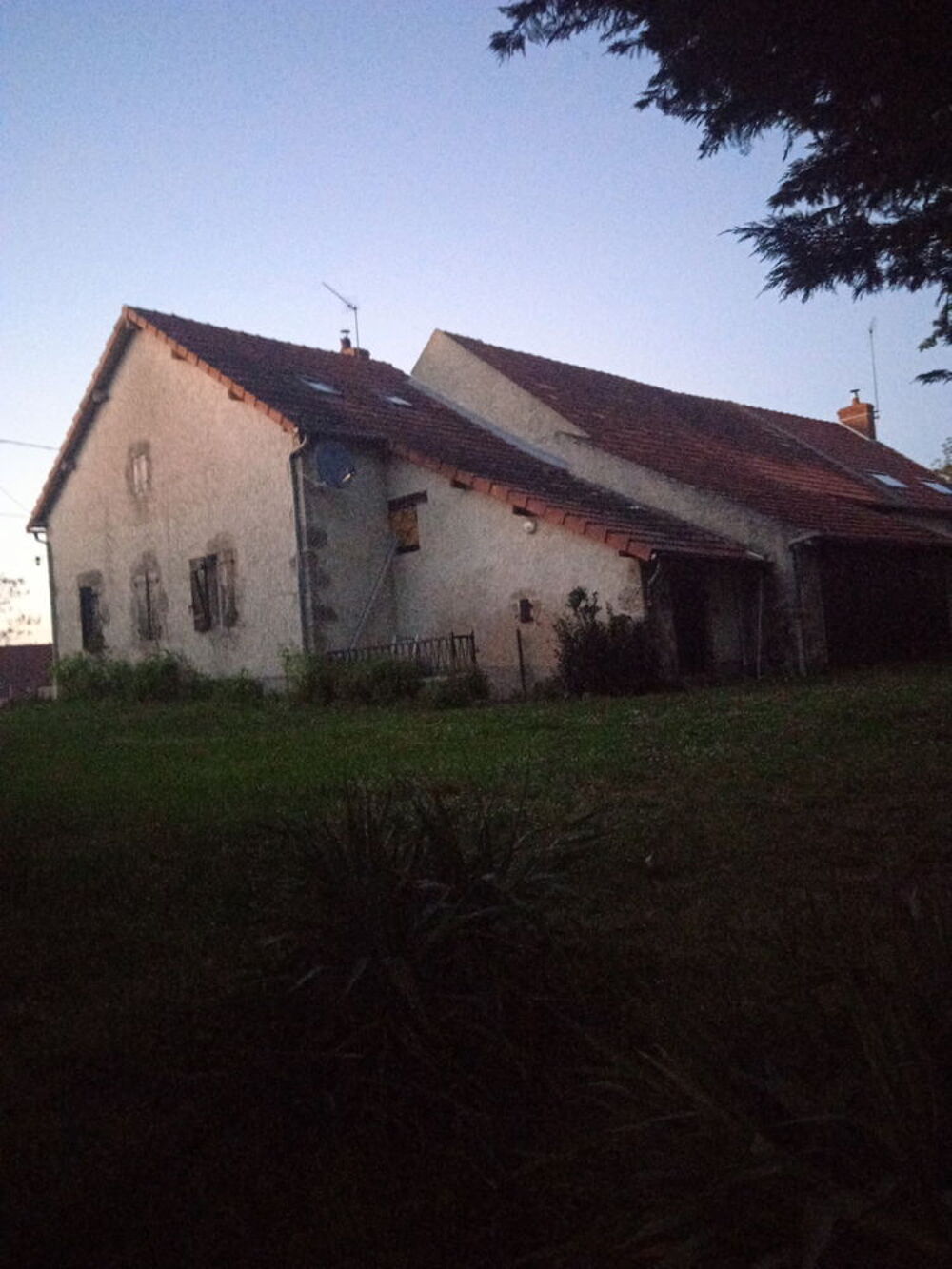 Vente Maison Maison en campagne avec BC de pièces annexes Chavroches