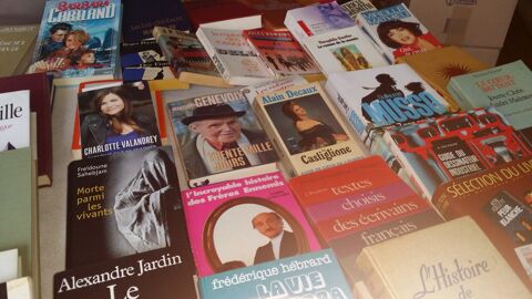 Divers livres de bibliothques 100 Bziers (34)