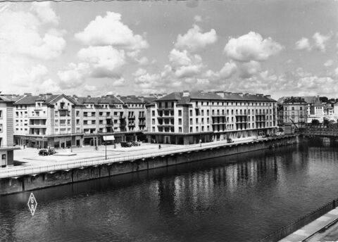 CPA - Carte postale -France - 
VOSGES
- EPINAL. 1 Caumont (09)
