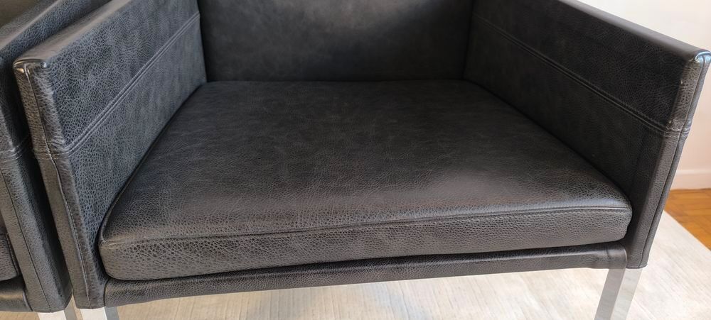 Superbe paire de fauteuils KFF " Texas " en cuir noir Meubles