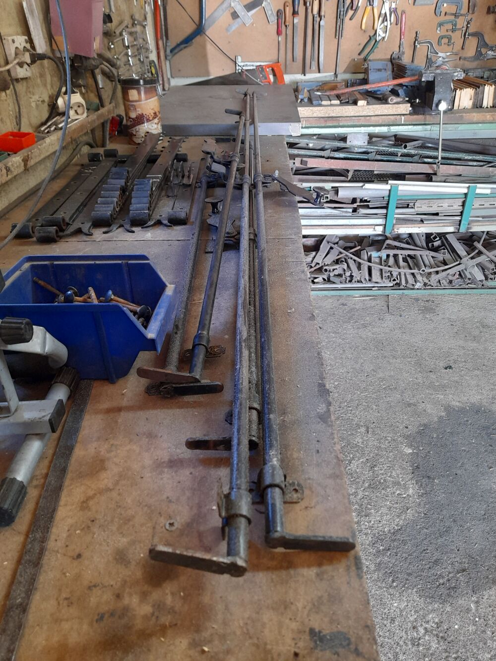 ferrures de volets Bricolage