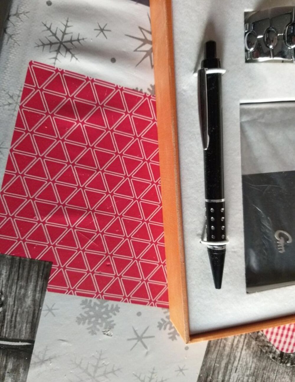 Coffret montre stylo portefeuille Bijoux et montres