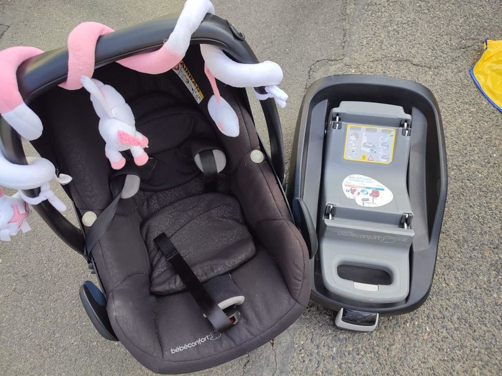 Poussette b&eacute;b&eacute; confort trio loola Puériculture
