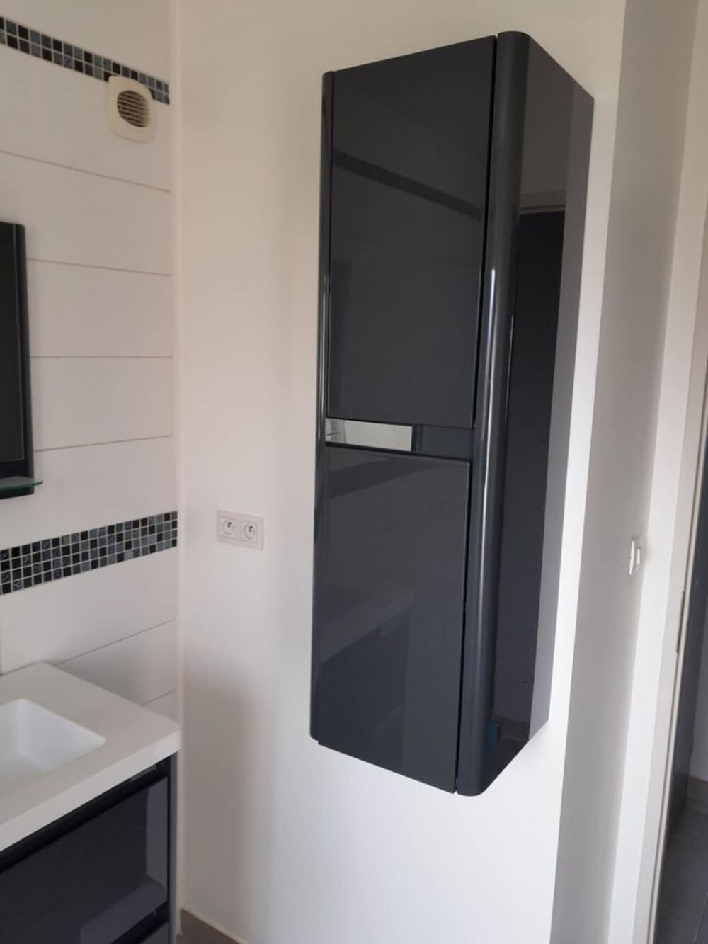 Meubles salle de bain, vasque et douche Meubles