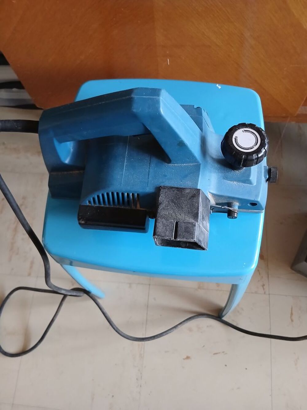 Rabot &eacute;lectrique Bricolage