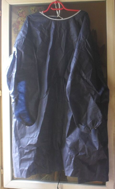 Lot de 17 blouses de protection bleues marine 17 Montreuil (93)