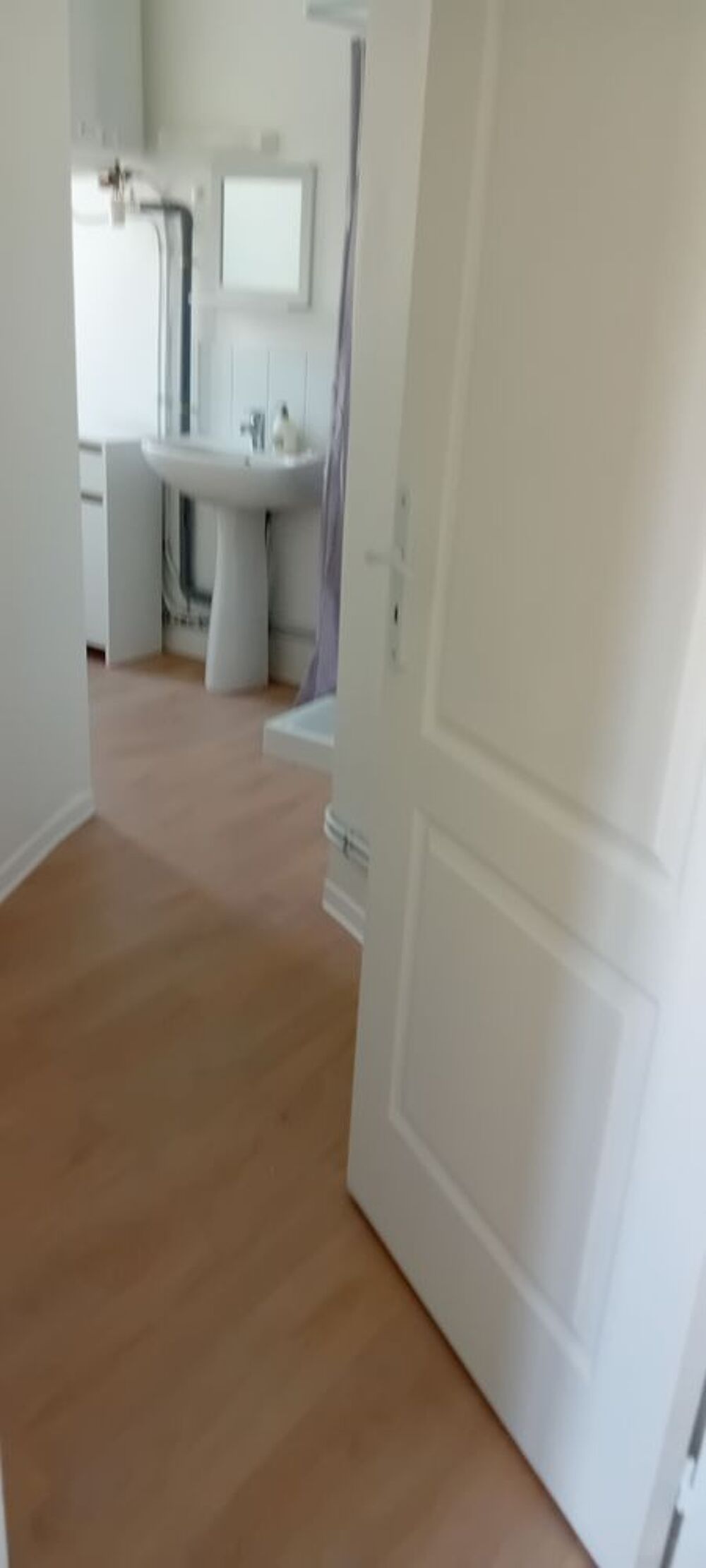 Location Appartement A SAISIR F2 MEUBLE RENOVE EN TOTALE INDEPENDANCE Saint-quentin