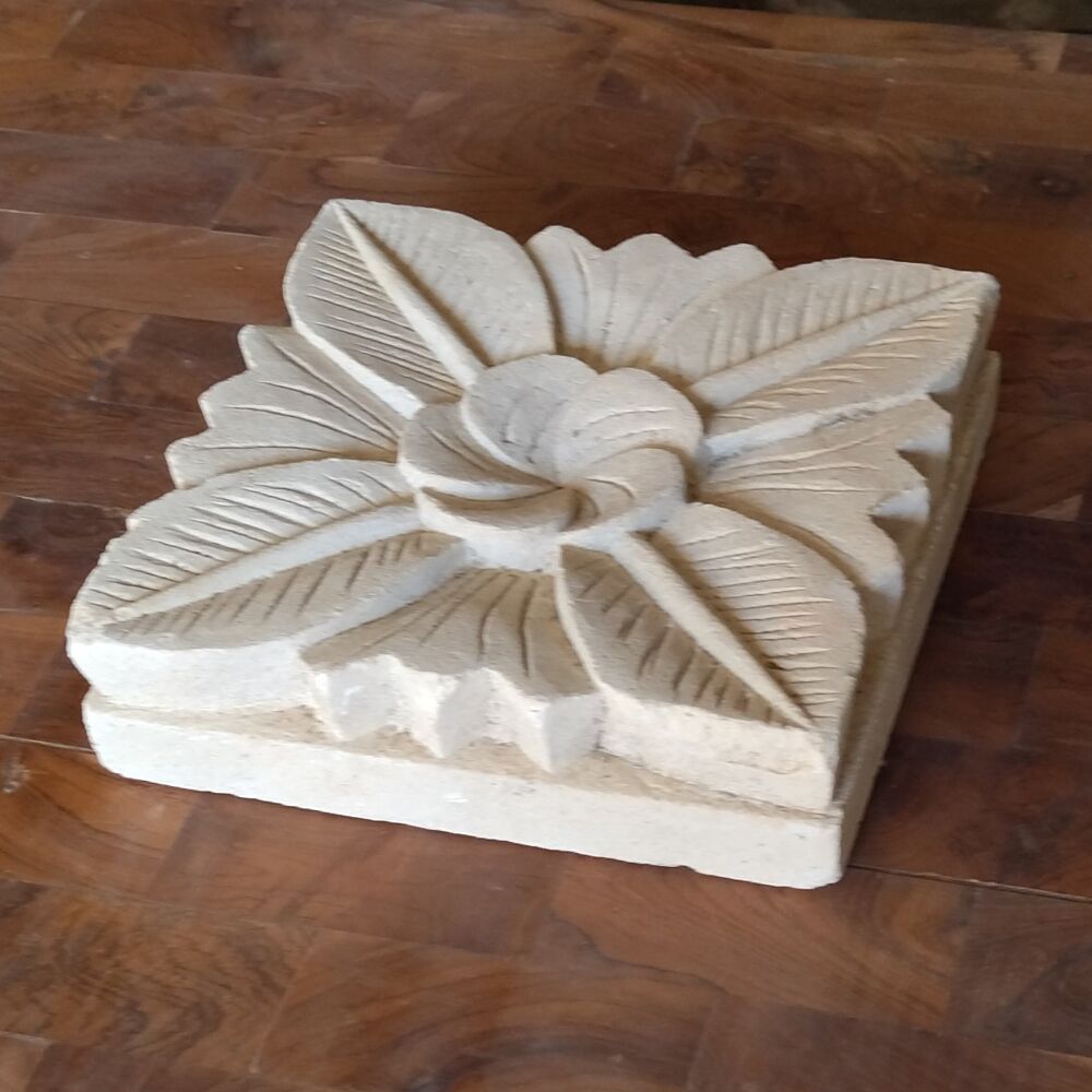 CARREAUX 20X20cm EN PIERRE DE PALIMANAN SCULPTES Décoration