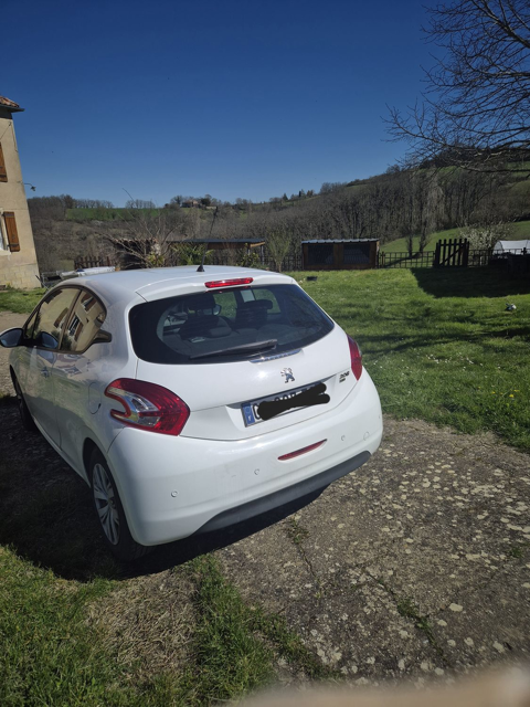 Peugeot 208 1.6 e-HDi 92ch FAP BVM5 Allure 2013 occasion Carry-le-Rouet 13620