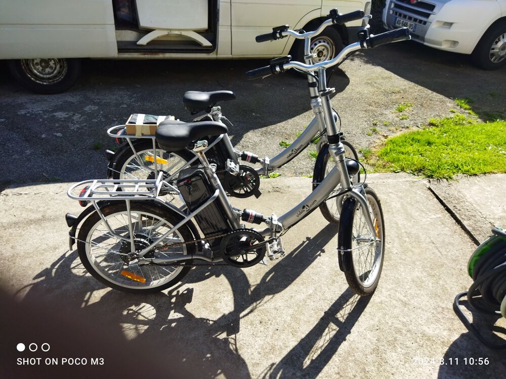 V&eacute;lo &eacute;lectrique pliable &eacute;tat neuf de marque VIDA Vélos