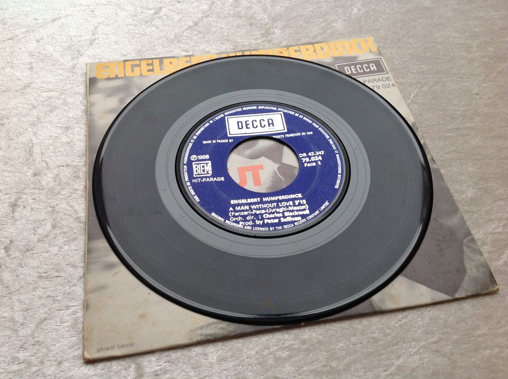 ENGELBERT HUMPERDINCK A MAN WITHOUT LOVE CD et vinyles