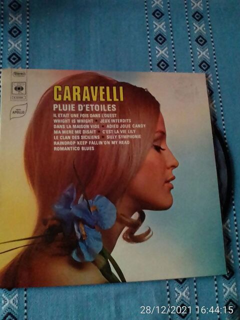 Vinyle 33T PLUIE D'ETOILES - CARAVELLI  15 Cachan (94)