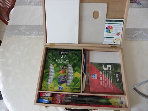 Maxi Coffret en bois louvre Lefranc Bourgeois à Prendre sur 96 Estrées-Saint-Denis (60)