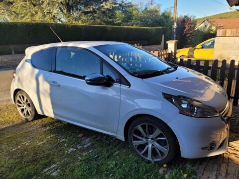 Peugeot 208 THP 1.6 156ch