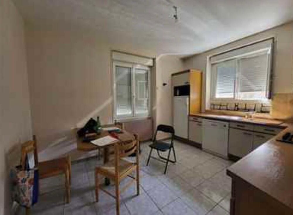 Location Appartement F5 libre situé à Morre 25660
840euros Morre