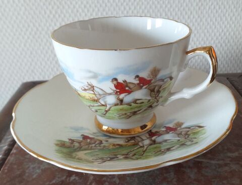 Tasse  th / collection MARGARET ROSE porcelaine anglaise motif chasse  courre 25 Montauban (82)
