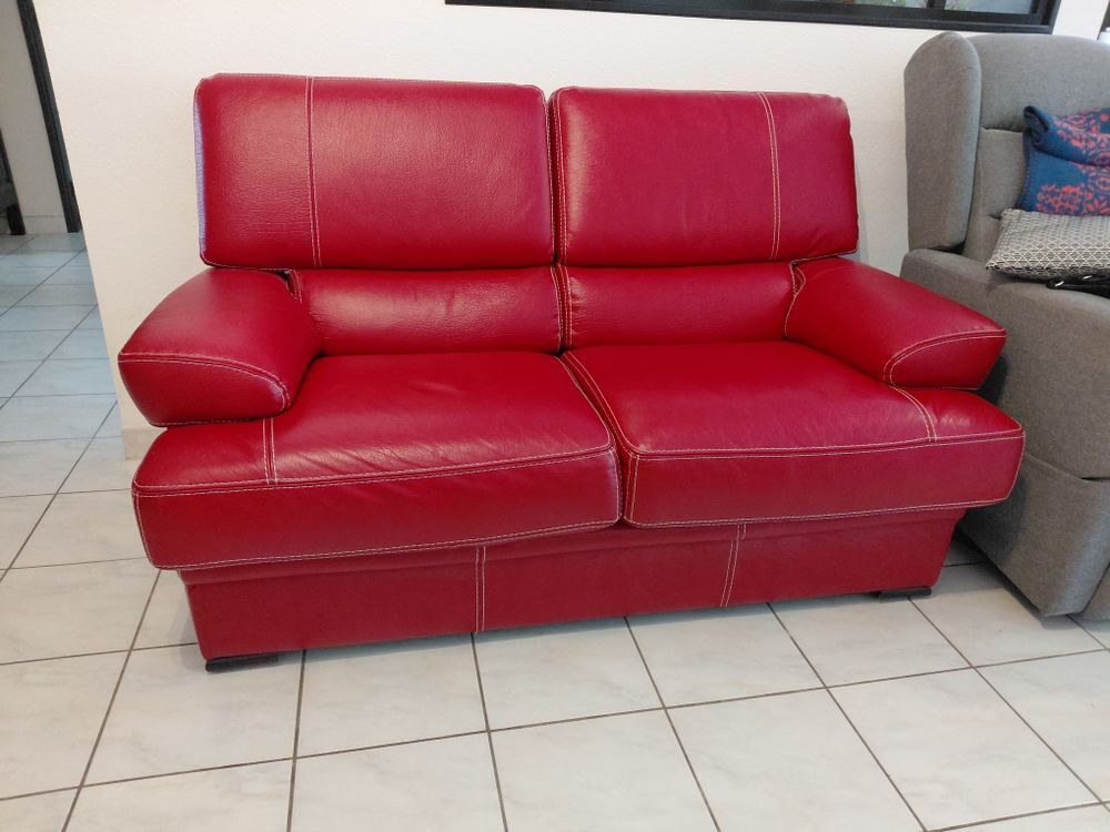 CANAPE CUIR PLENE PEAU 2 PLACES ROUGE ETAT NEUF Meubles