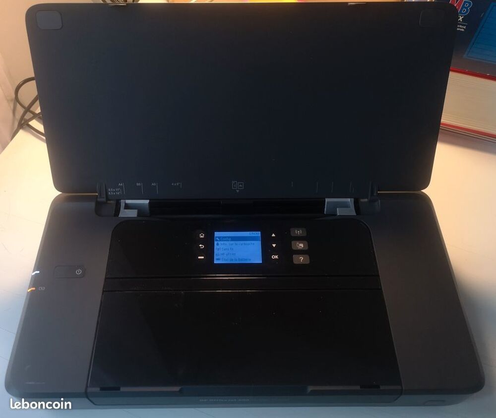 OFFERT 3ramettesA4
Imprimante HP Office Jet 200 mobile print Matériel informatique