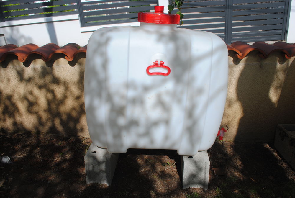 Fut &agrave; boisson FAPA 200l Bricolage