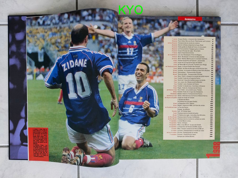 L'EQUIPE - Livre de l'ann&eacute;e 1998 - Football &eacute;quipe de France Livres et BD