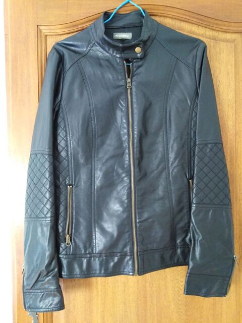 Blouson imitation cuir  10 Entraigues-sur-la-Sorgue (84)